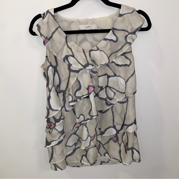 Ann Taylor Loft Cream Gray Pink Sleeveless V-neck Ruffle Tank Top Extra Small XS - Picture 2 of 6